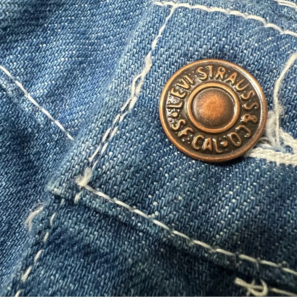 Vintage Levi’s movin on  Blue Denim flare leg Jeans size 31x34 embellished disco - Image 8