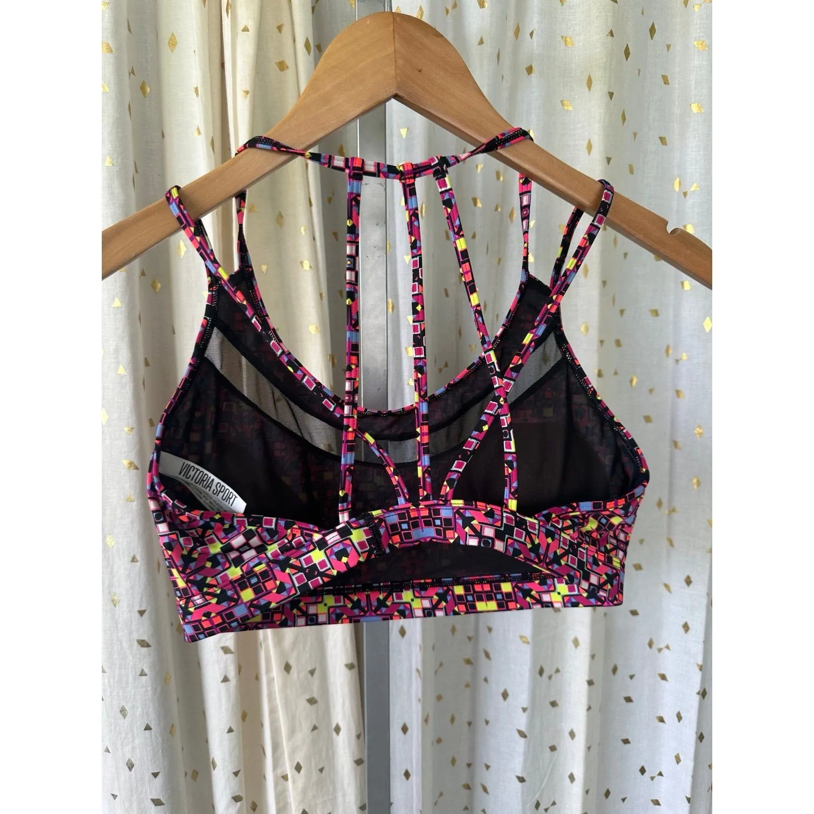 Victoria's Secret Sport Strappy Back Geometric Mesh Neckline Padded Sports Bra M - Image 3