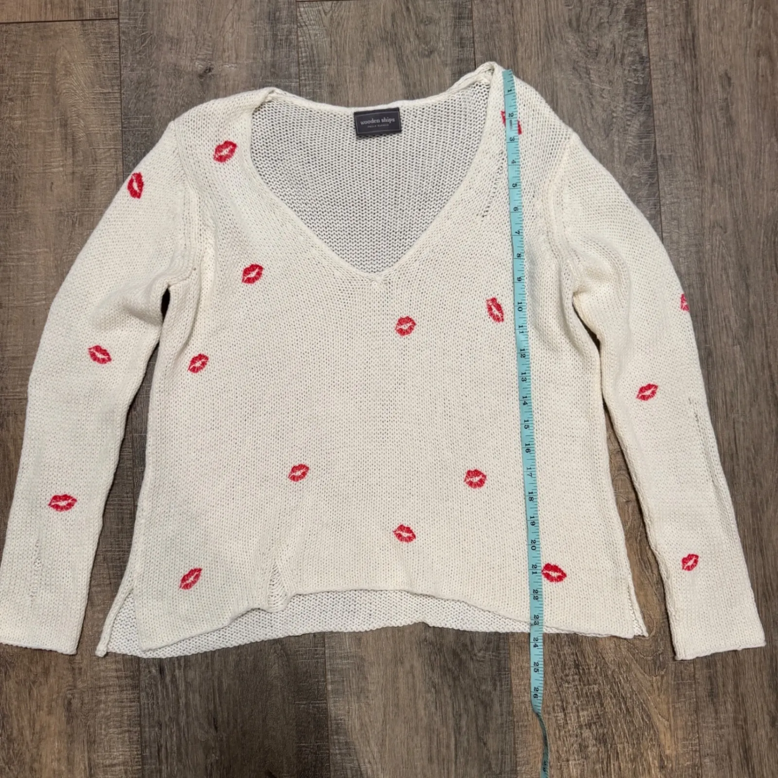 Wooden Ships Cream Knit V Neck Sweater Mini Kisses Valentine Long Sleeve X Small - Image 5