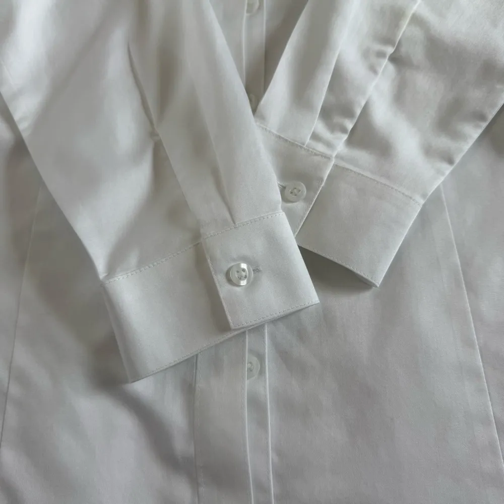 Chico's White tailored Classic Timeless no iron Button Blouse size small medium - Image 5