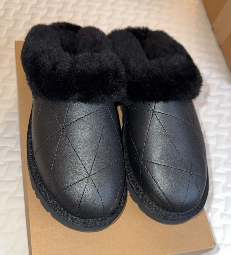 UGG Slippers - Image 2