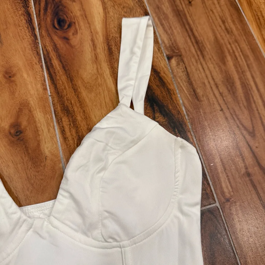 Princess Polly Peyton Bodysuit White NWT Size 4 - Image 10