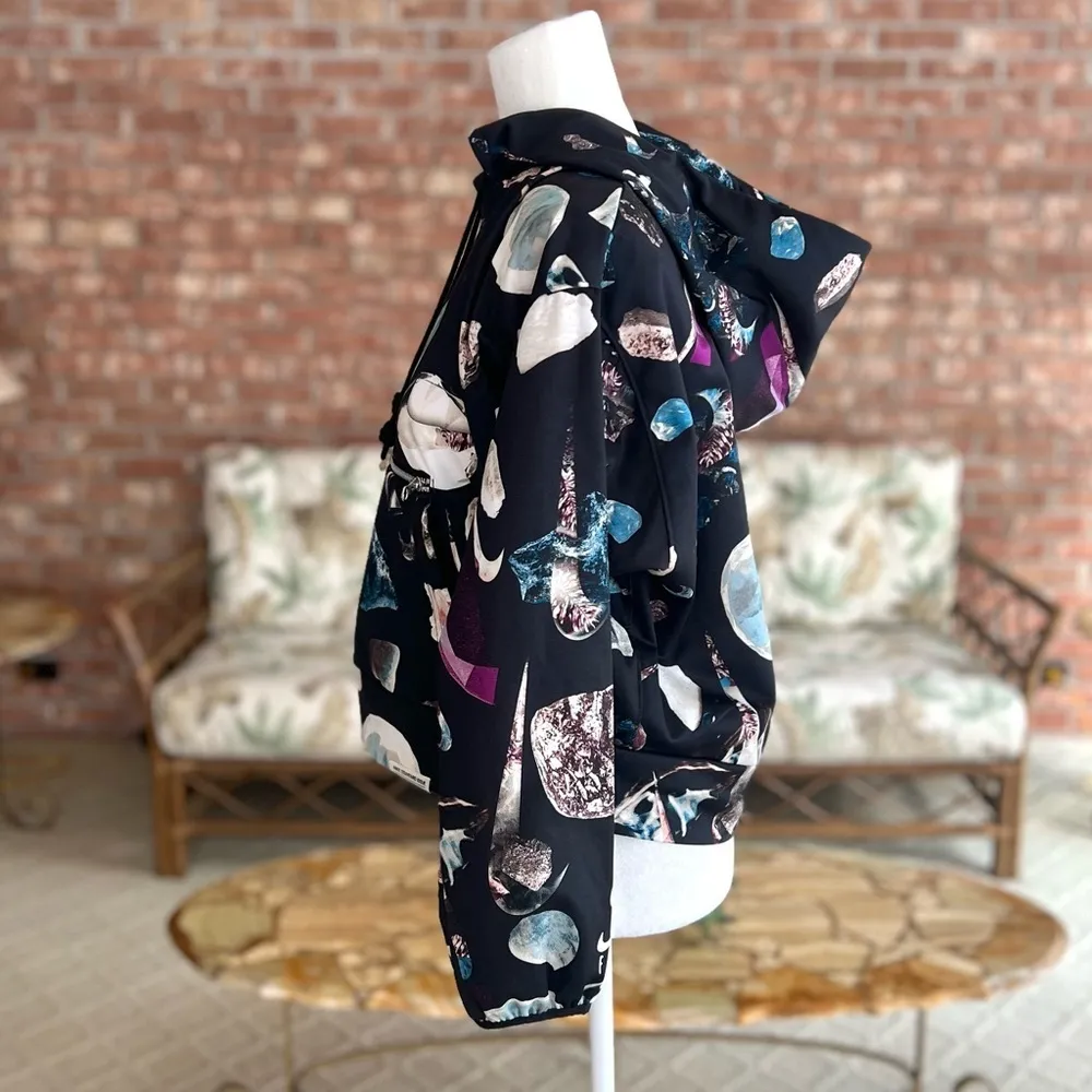 Nike Dri-FIT Swoosh Fly Standard Issue Women’s Pullover Basketball Sweatshirt XS - Image 9