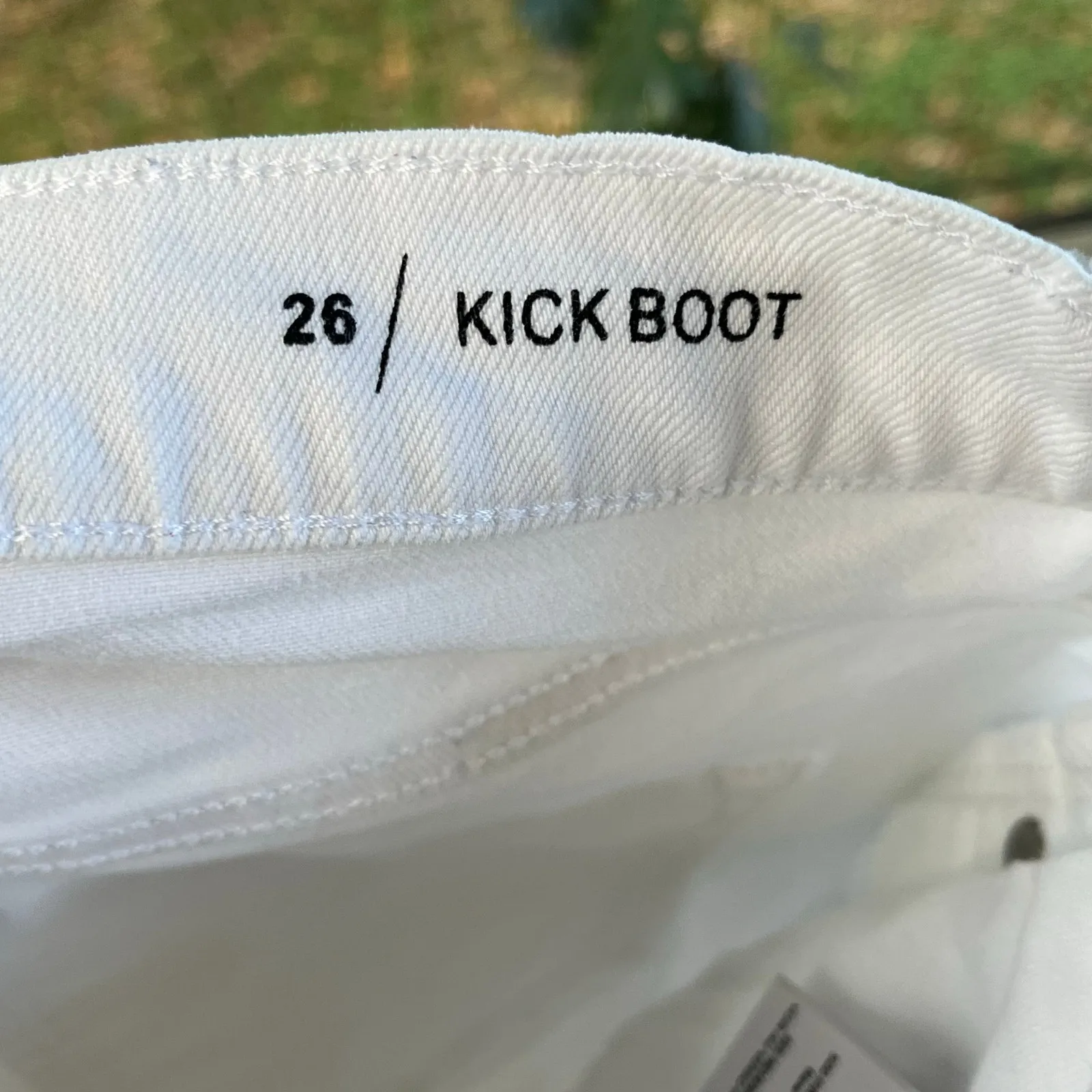 Vince Women's White Jeans Kick Boot Size 26 - Image 7