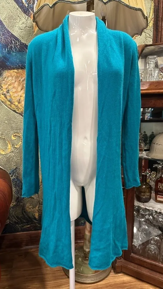 EUC TYLER BOE CASHMERE CARDIGAN TEAL COLOR LIGHT IN WEIGHT AND SUPER SOFT Blue - Image 1