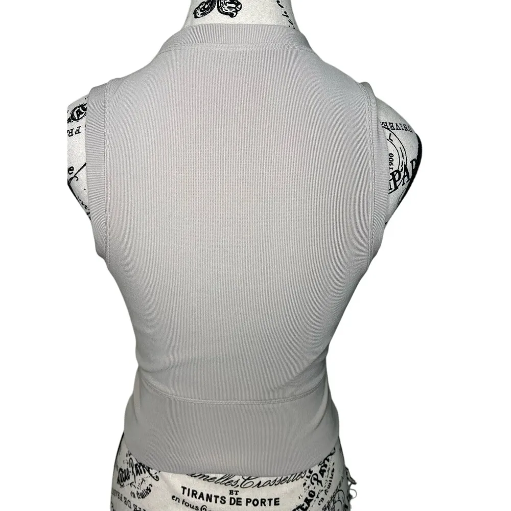 Move Theology Ribbed Contour Racerback Cropped Tank Top Beige‎ Gray Small - Image 4