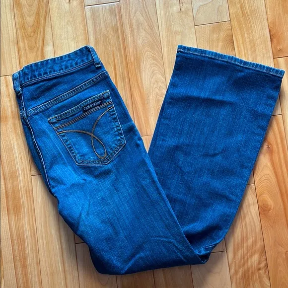 flare light wash five pocket jeans - Image 2