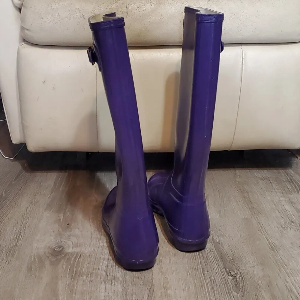 Hunter Tall Gloss Rain Boots 8 - Image 3