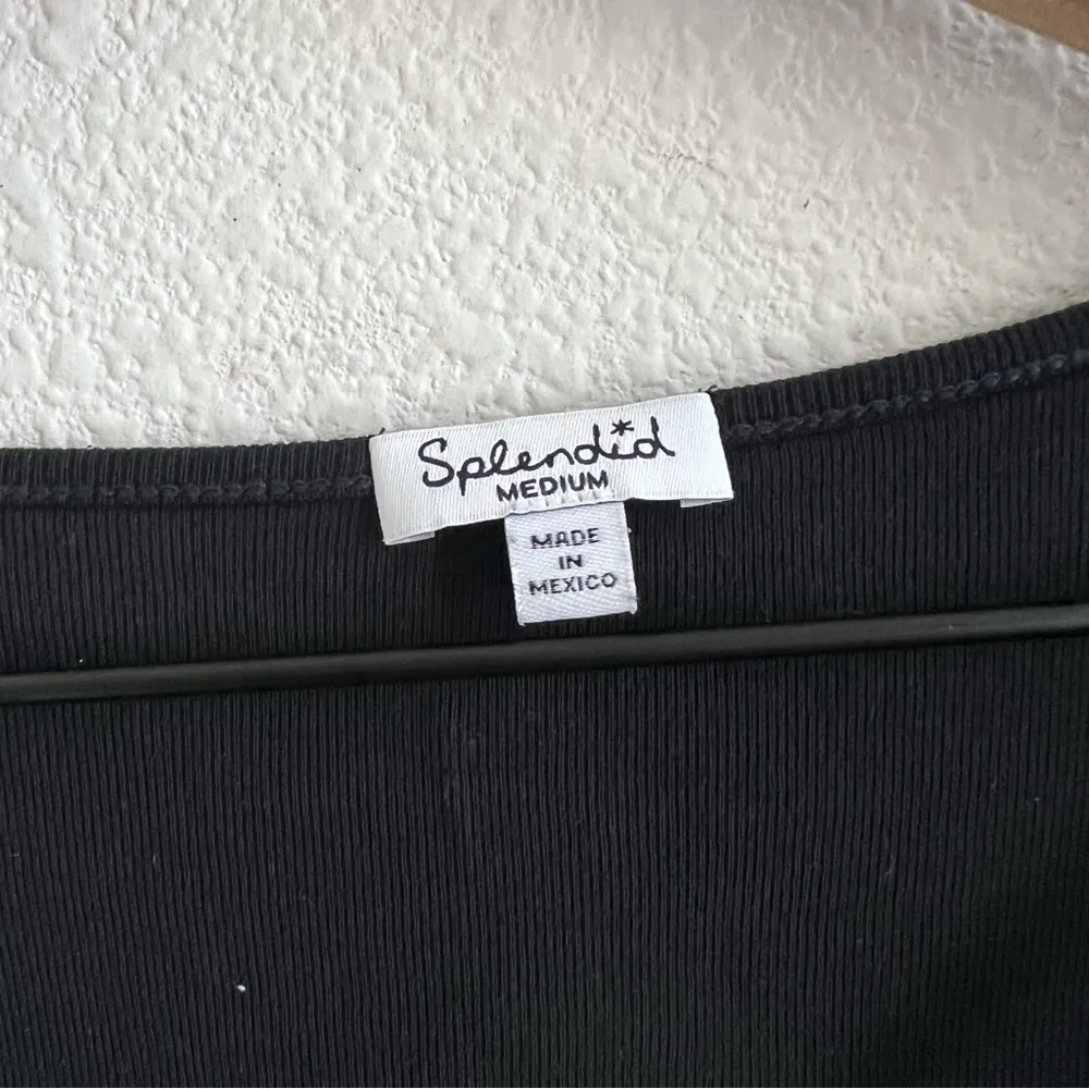 Splendid  Black Crisscross Front Tee T-Shirt Neutral Elevated Basic Medium - Image 2