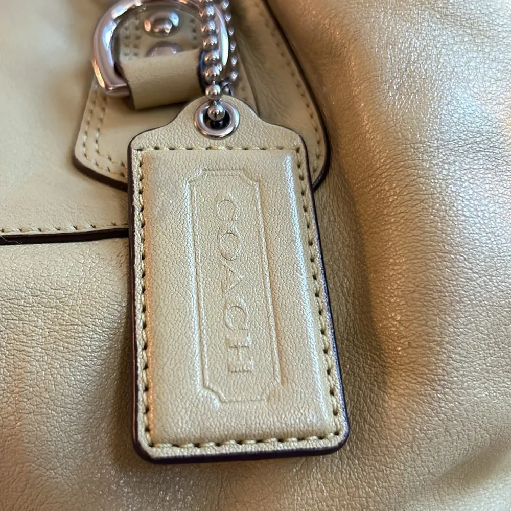 Coach Ashley convertible satchel or shoulder bag in lime green pebble leather - Image 3