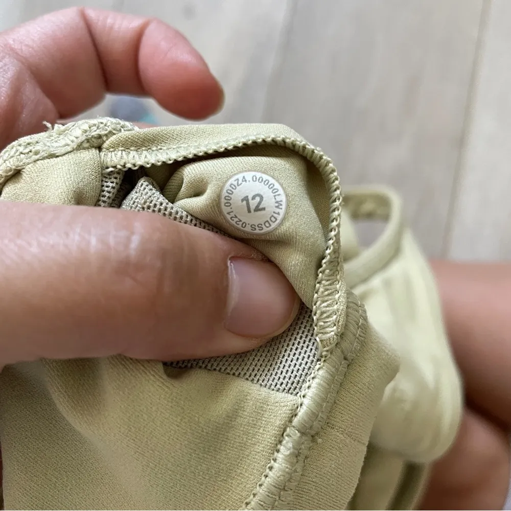 Lululemon Align Tank Top Green (Size 12) workout athleisure gym stretch comfy - Image 4