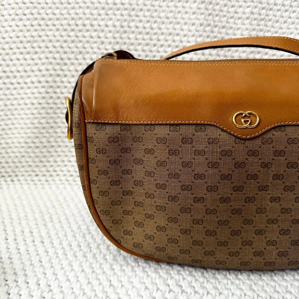 Gucci Vintage 70s Era Micro GG Monogram Crossbody Tan Canvas PVC Crossbody Bag - Image 2