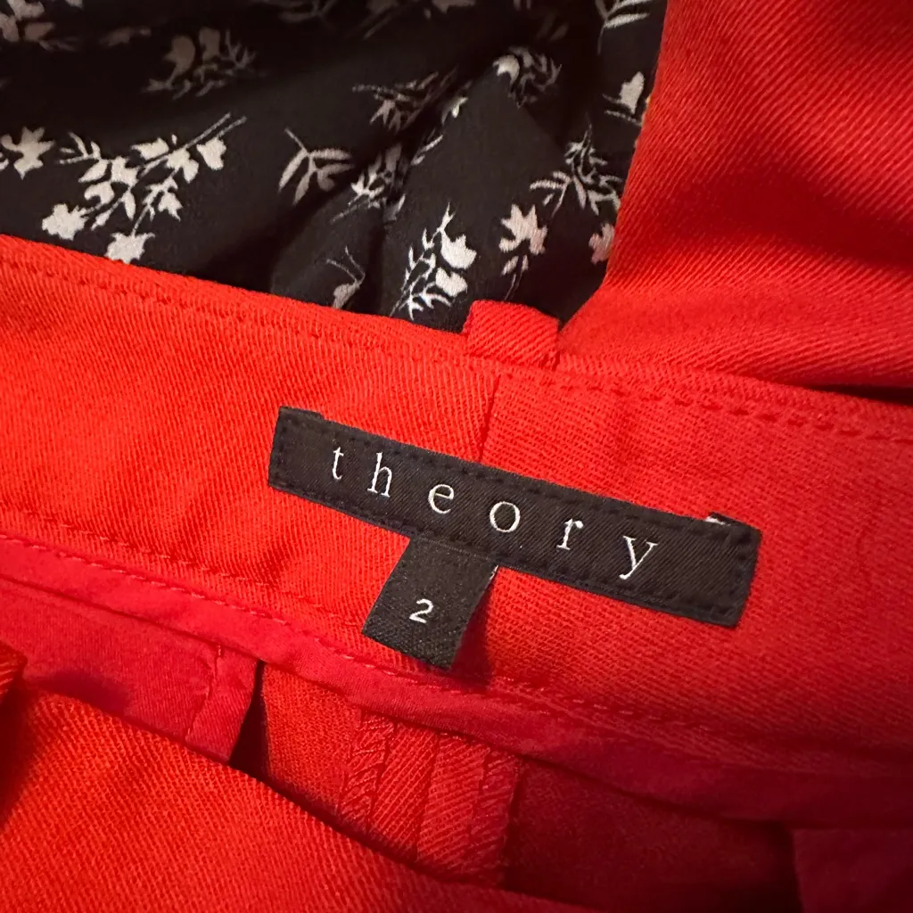 Theory “Rina Elite” Wool Trouser Capri Pants SIZE 2 - Image 4