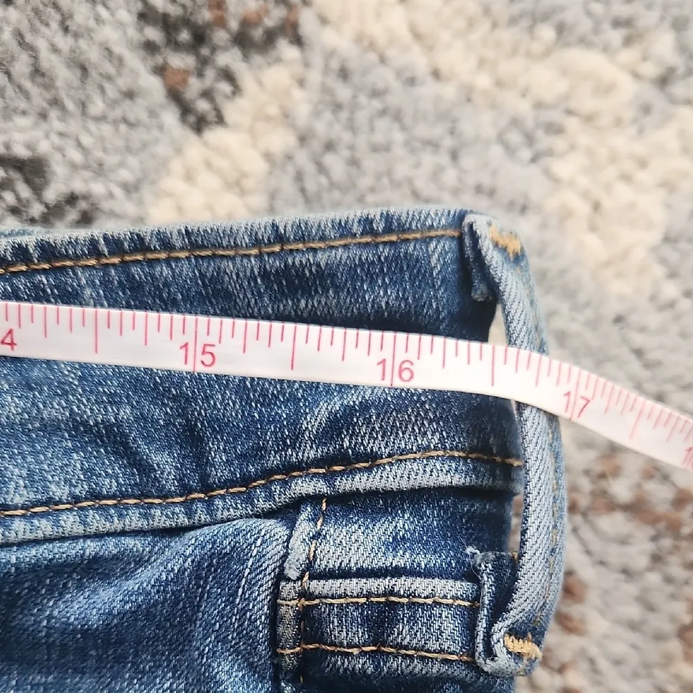 Levi Strauss Signature Totally Shaping High Rise Distressed Skinny Jeans Blue 16 - Image 5