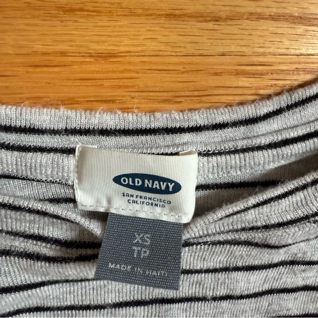 Old Navy Cream & Navy Blue Striped Long Sleeve Tunic Knit Top XSmall EUC - Image 4