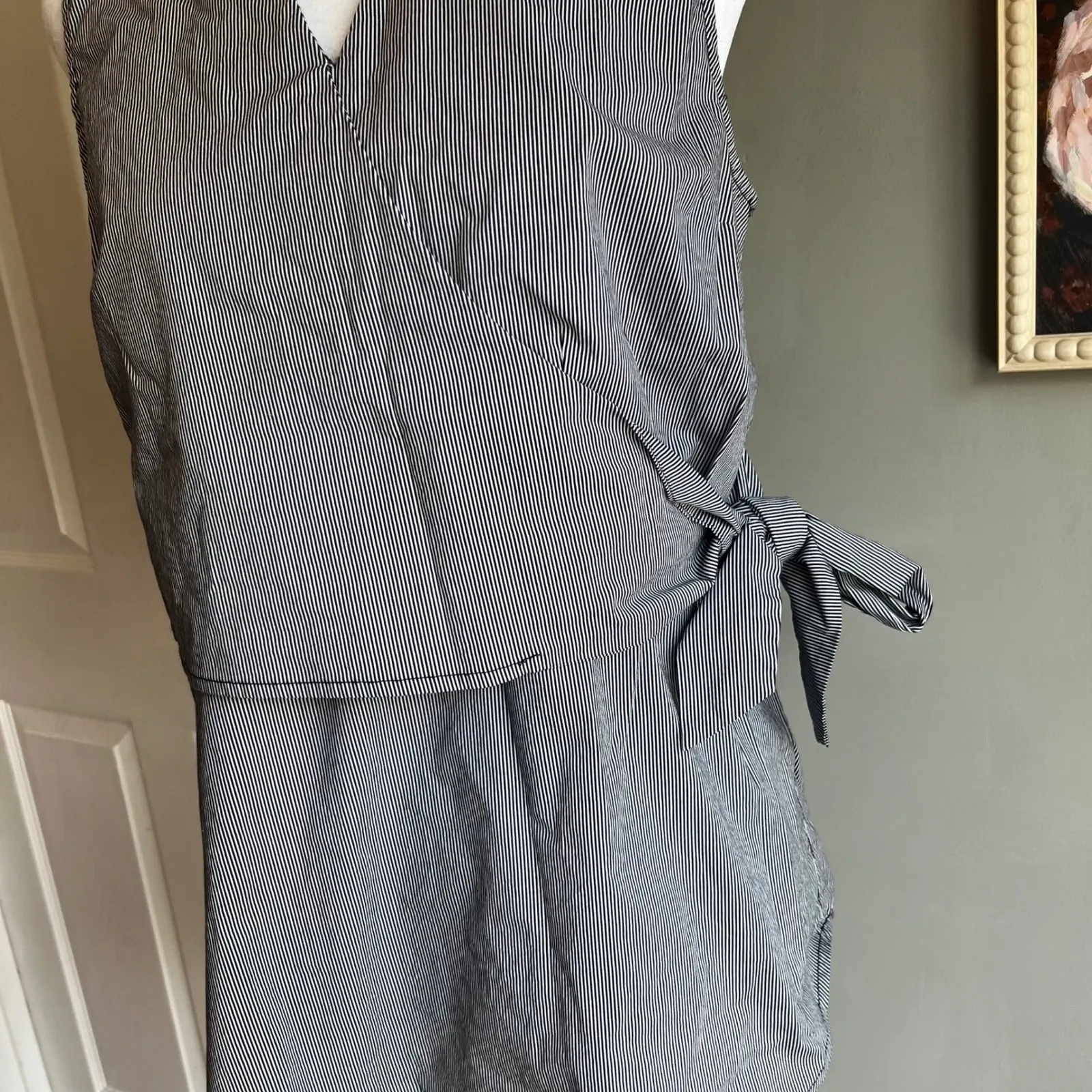 Coldwater Creek Sleeveless Striped Blouse Crossover Waist Collared 10 Classic - Image 4