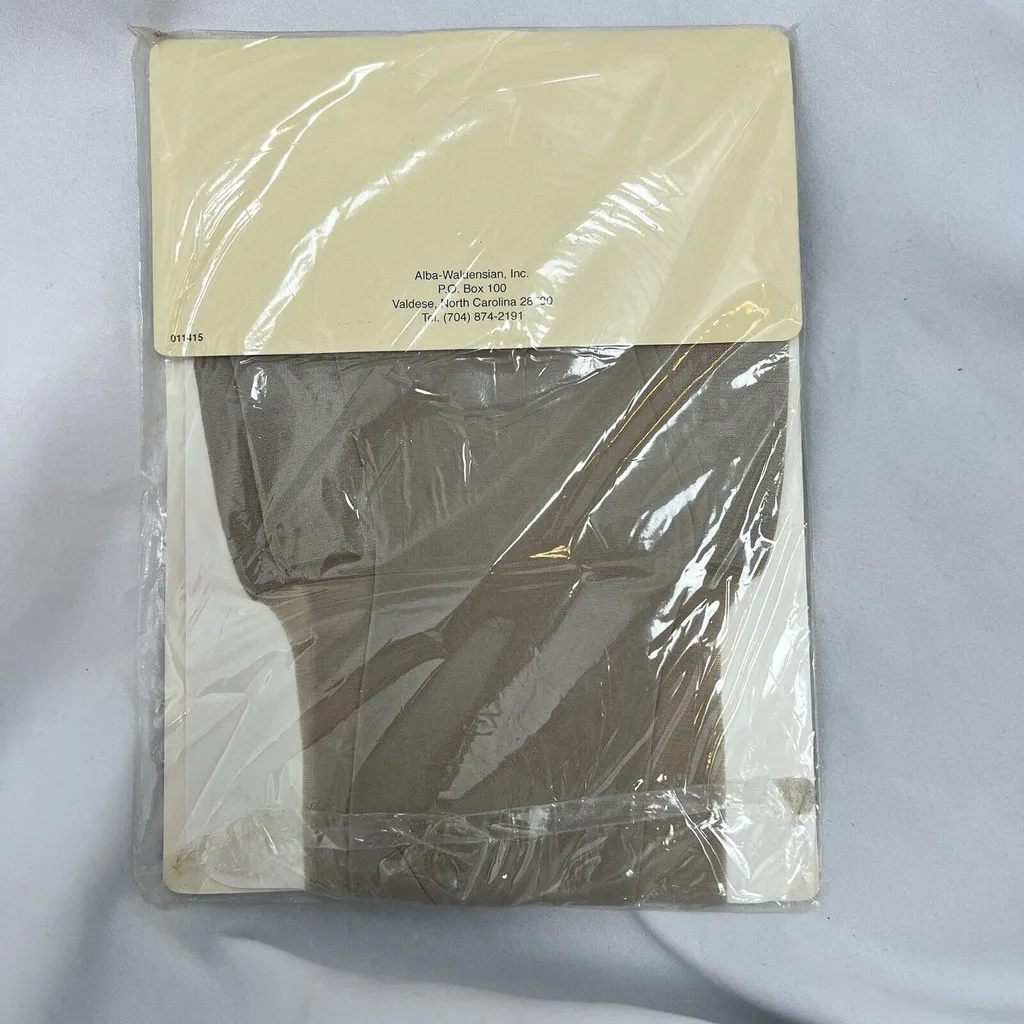 Vintage Leslie Fay Body Slimmers Long Line Control‎ Top Pantyhose Sand Size B - Image 3