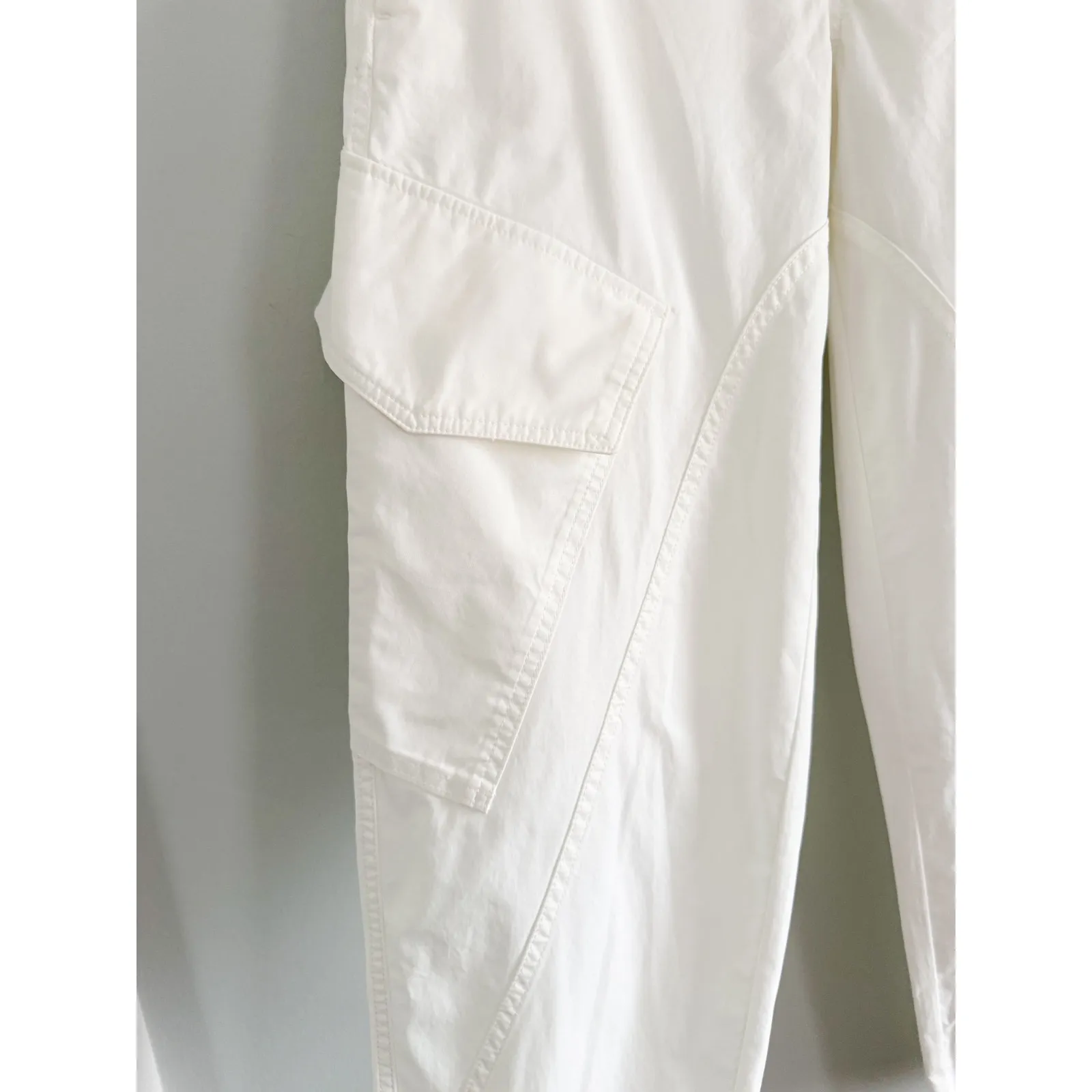 Madewell | NWT The Barrel-Leg Utility Pant in Garment-Dyed Twill in White | Sz 2 - Image 4