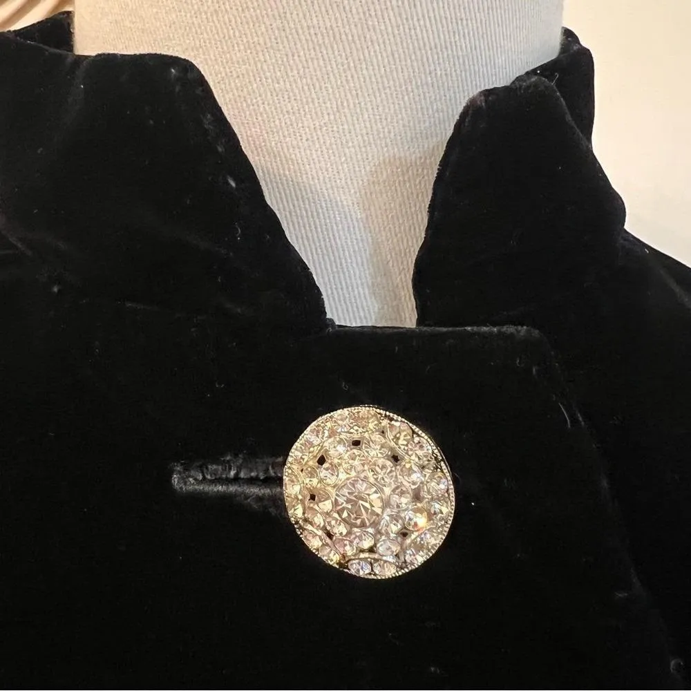 Vintage Black Velvet Cape Cloak Rhinestone Button WhimsyGoth Formal Luxury M Size M - Image 5