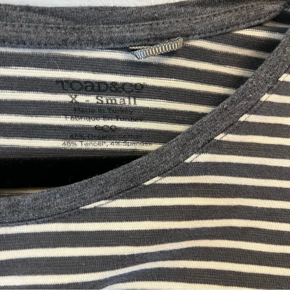 Toad & Co Tee Gray & White Stripes Long Sleeve Top w/ Elbow Patches Sz XS GUC - Image 2