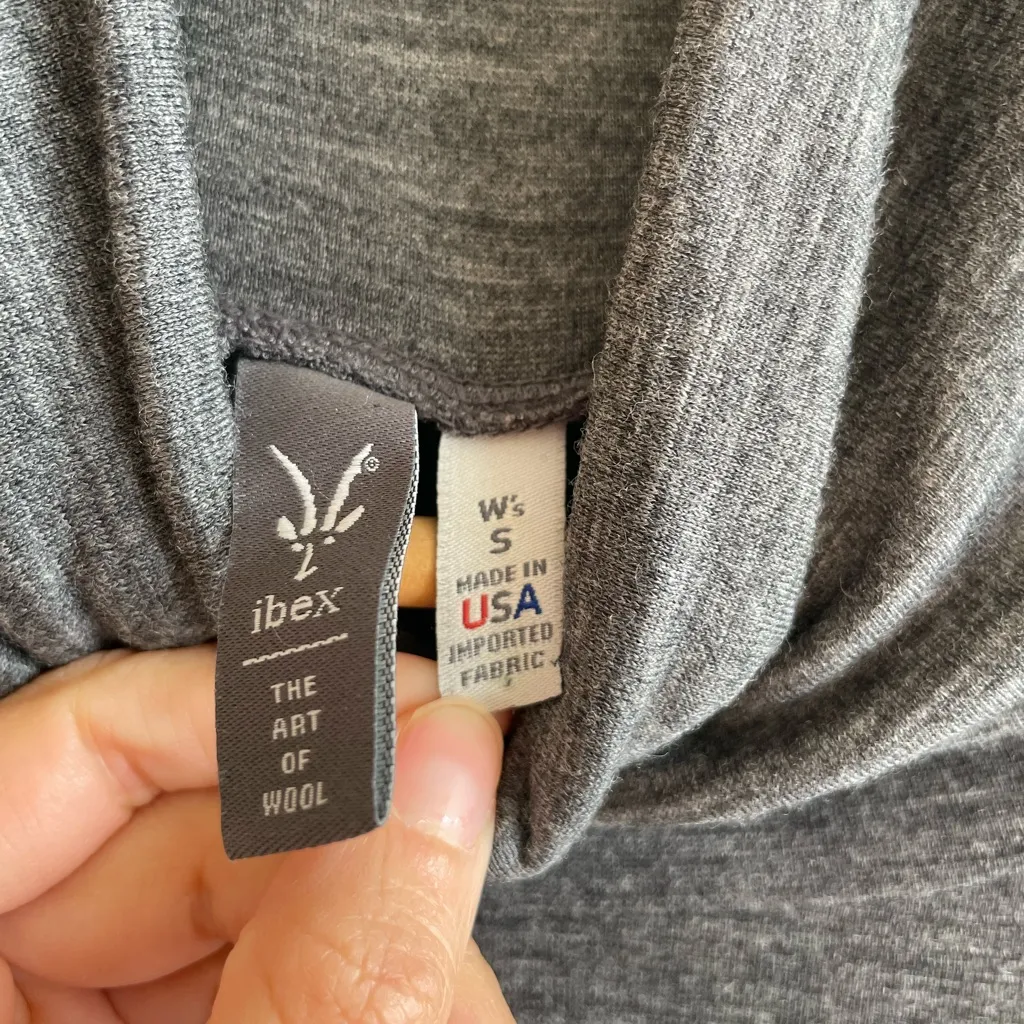 Ibex Womens Merino Wool Turtle Neck Top Base Layering Grey Size Small Gray - Image 3