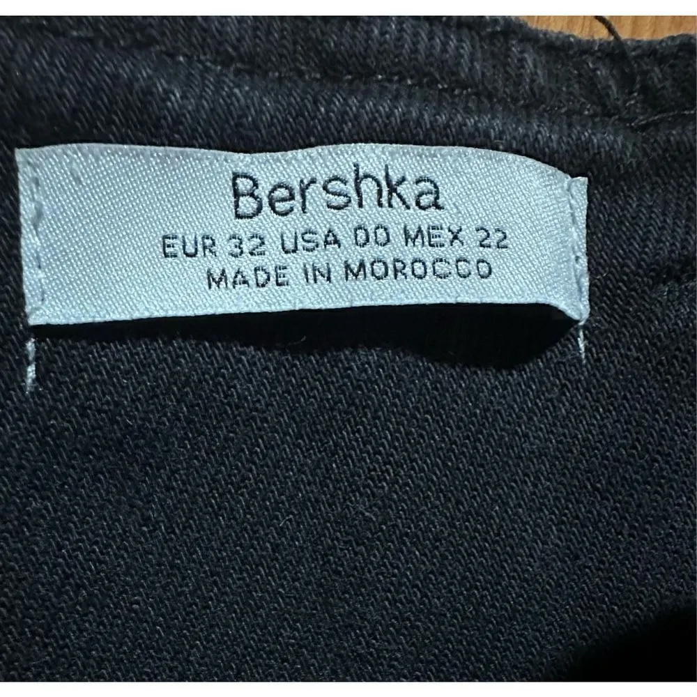 Bershka Womens black denim midi skirt sz 00 - Image 4