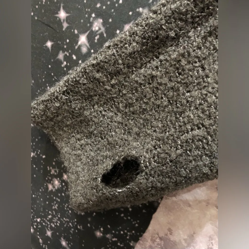 H&M Sweater - Image 5