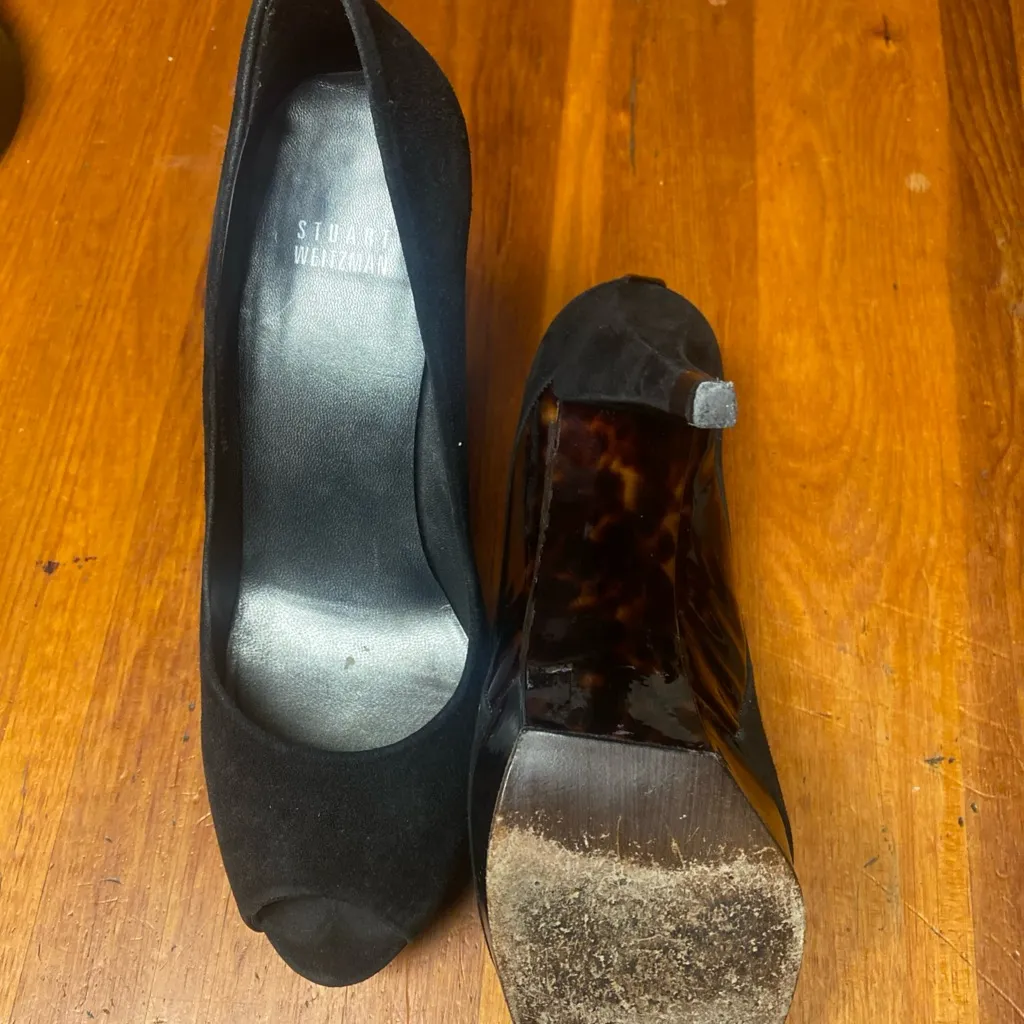 Stuart Weitzman Archer Black Suede With Tortoise Shell Accent Peek a Boo Heels - Image 3