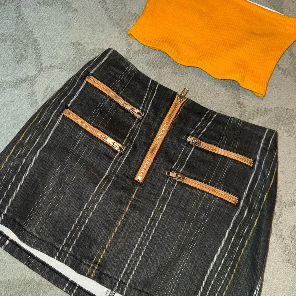Matching urban outfitters mini skirt & tube top - Image 2