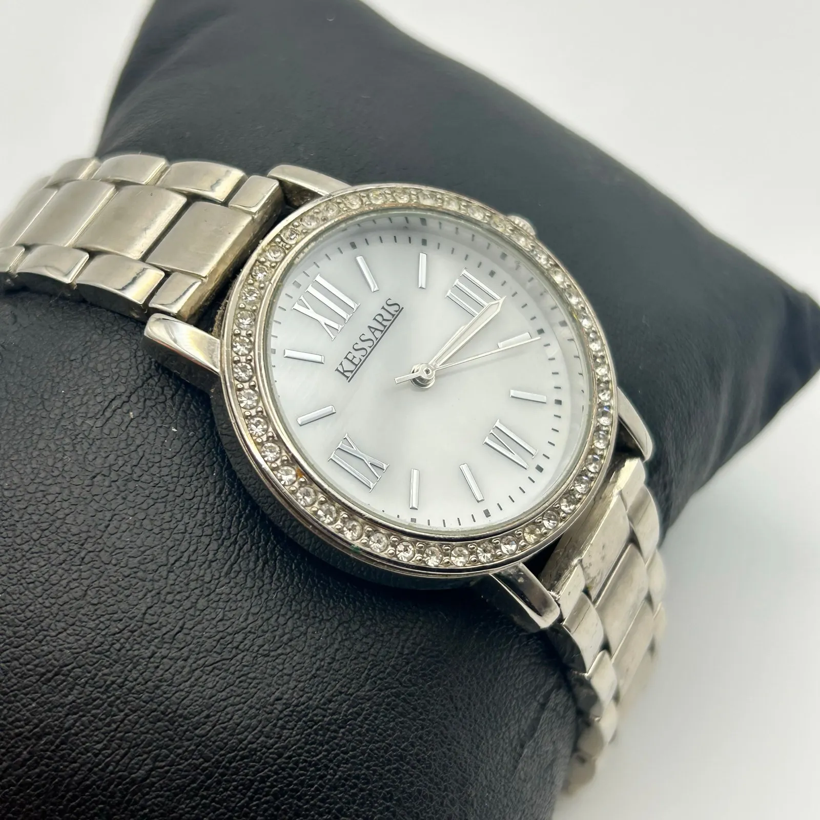 Kessaris Silver Tone Crystals Mother Pearl Women’s Watch Working New Battery - Image 3