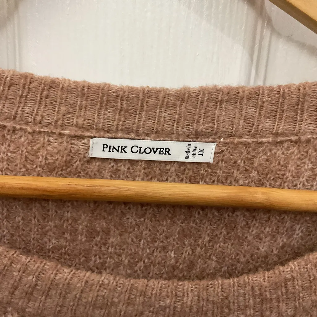 Pink Clover Women's Warm Tan Sweater - Image 3