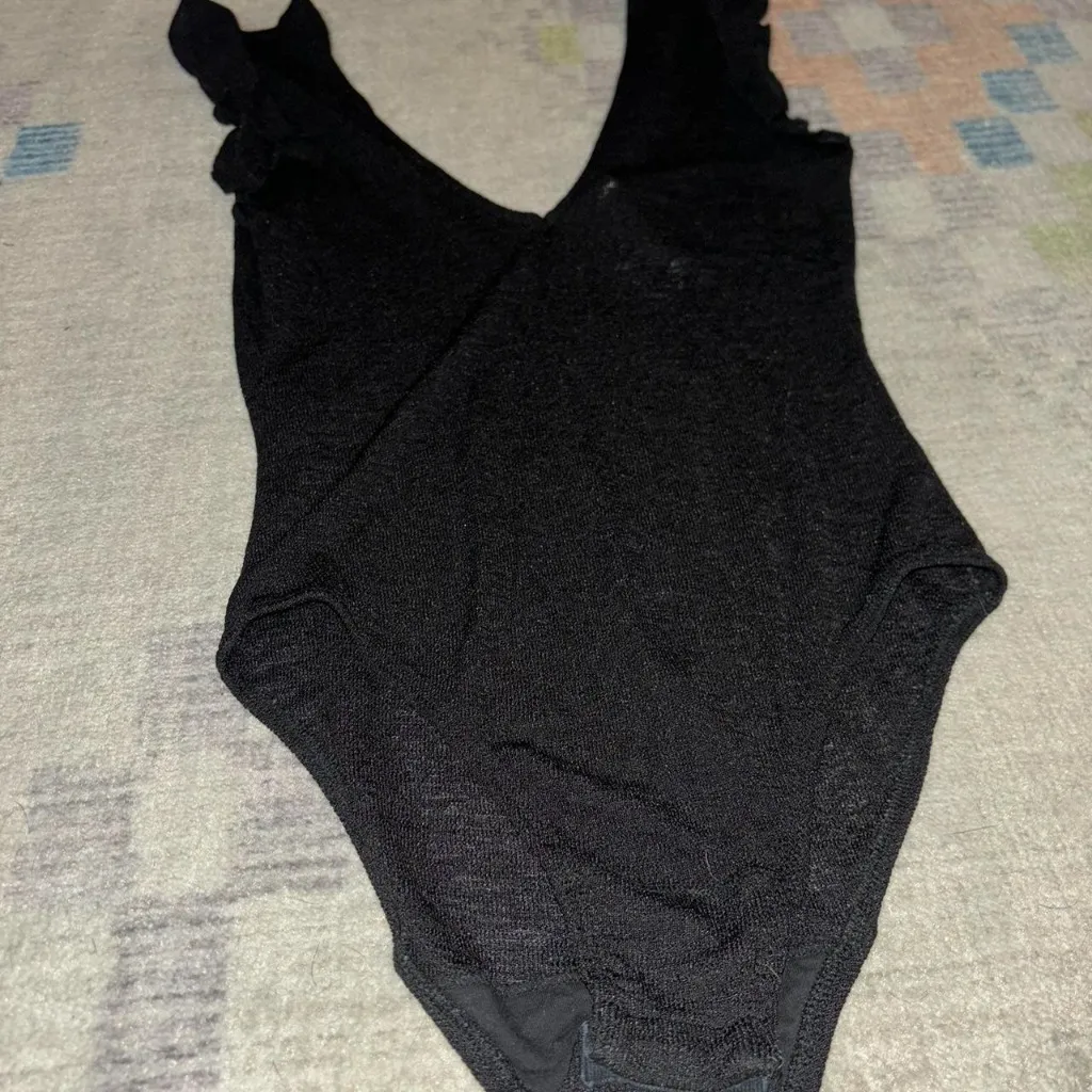 Out from under v neck bodysuit - Image 5