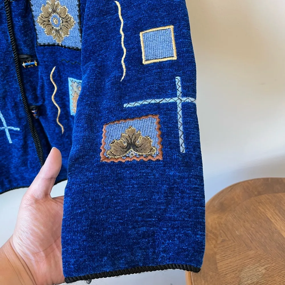 Vintage whimsical patchwork like royal blue cardigan Size M - Image 4