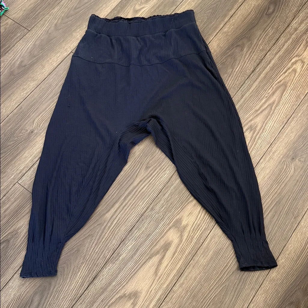 Free people harem drop crotch Black Ribbed Jogger Pants large - Image 9