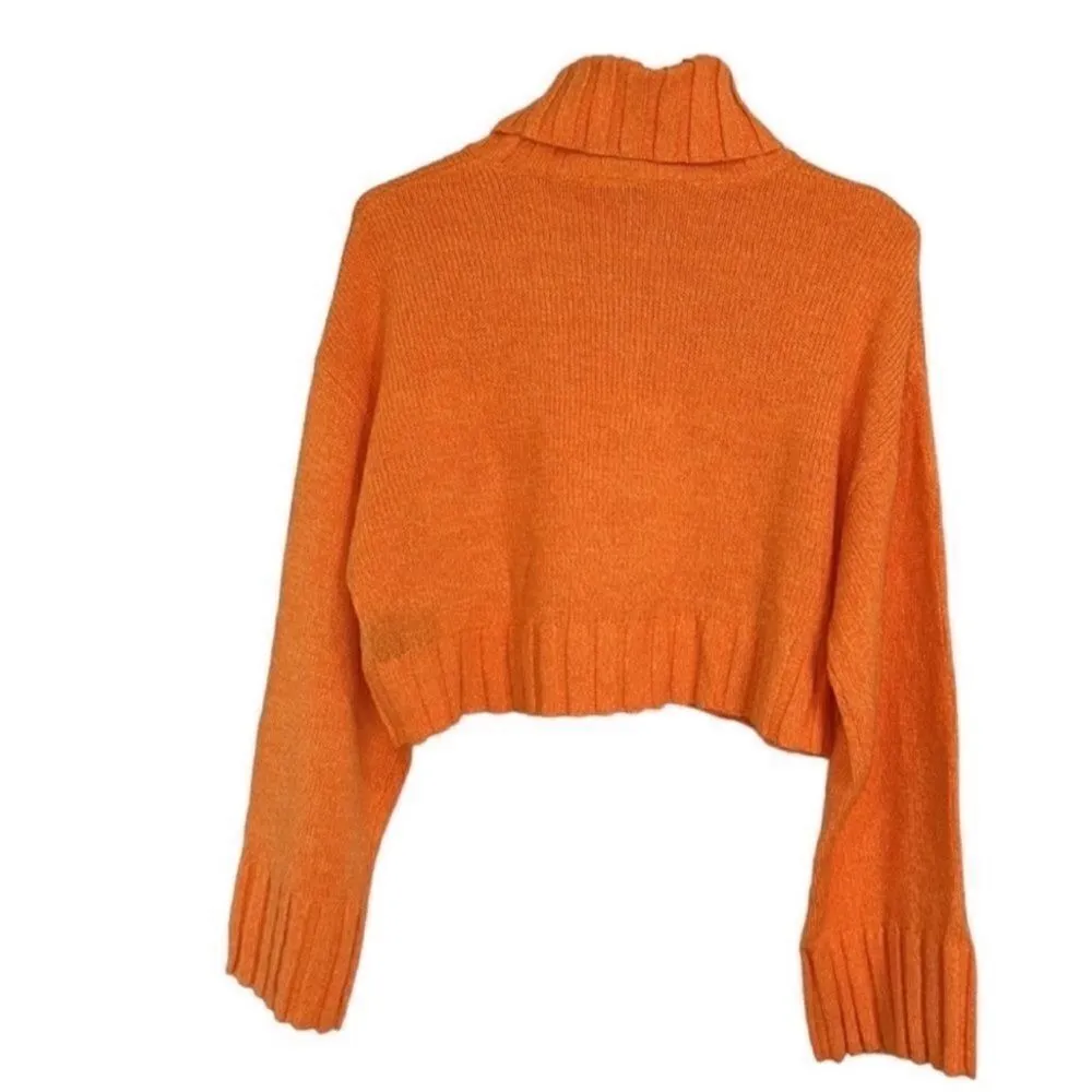 H&M Orange Cropped Sweater(Size Medium) - Image 4