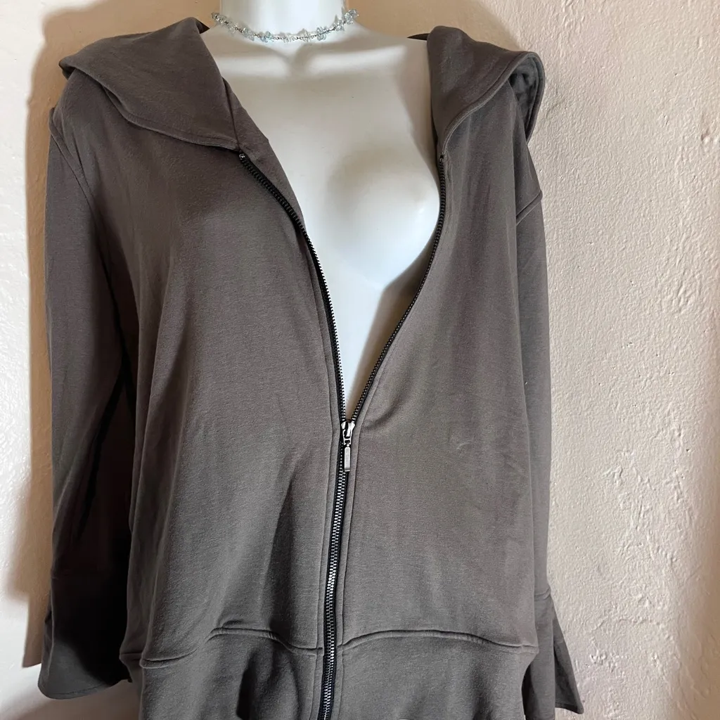 NWT Ian & Co. The Everywhere Hoodie Charcoal Women's Zip - Image 5
