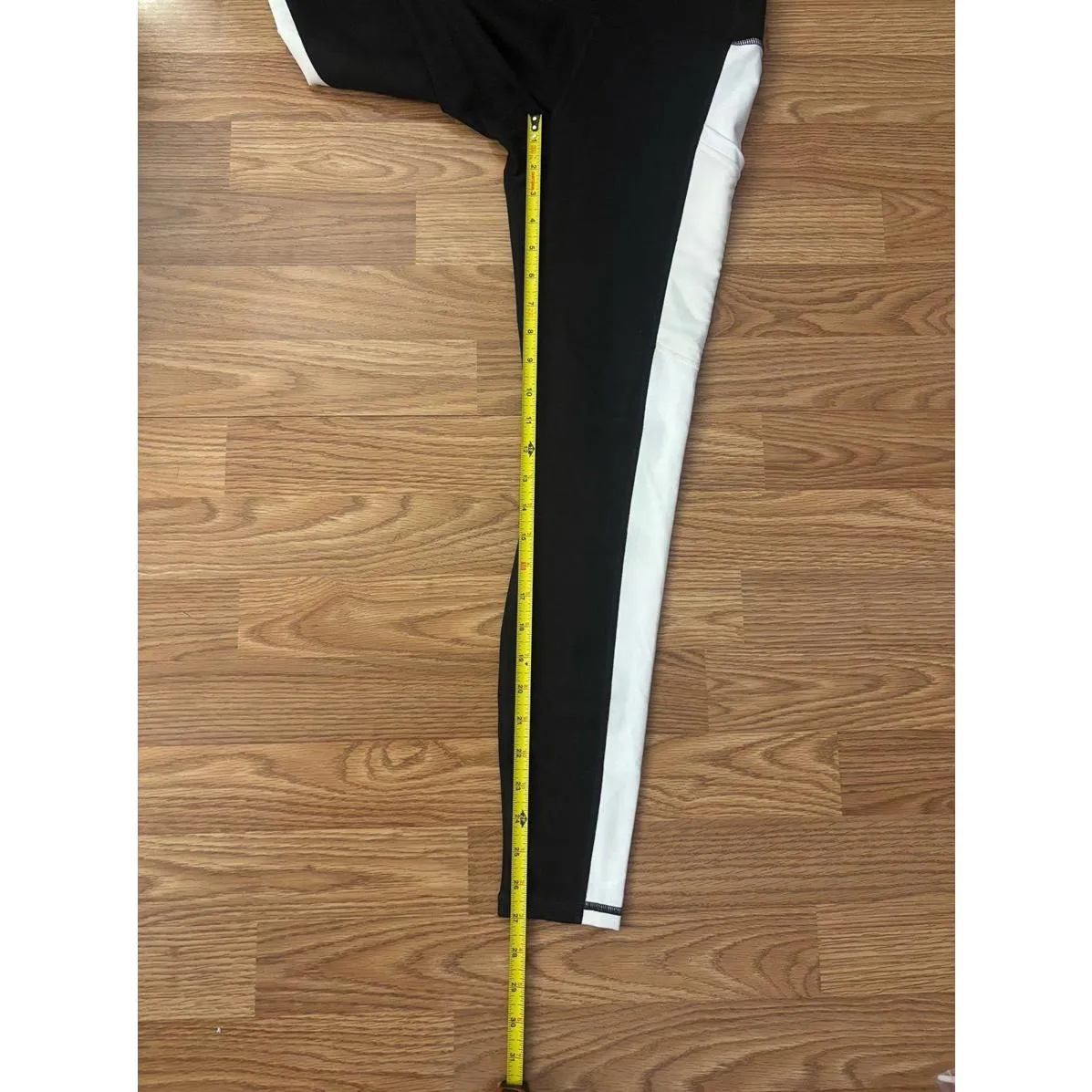 Fabletics On The Go High Waisted Leggings Size XS - Image 3