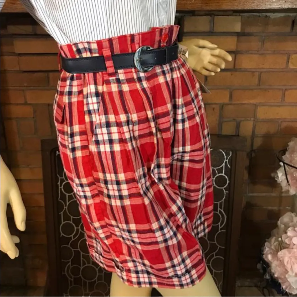 JJ FARGO RED & BLUE PLAID PLEATED VINTAGE SHORTS WITH BELT NWT (11/12/M) Size M - Image 4