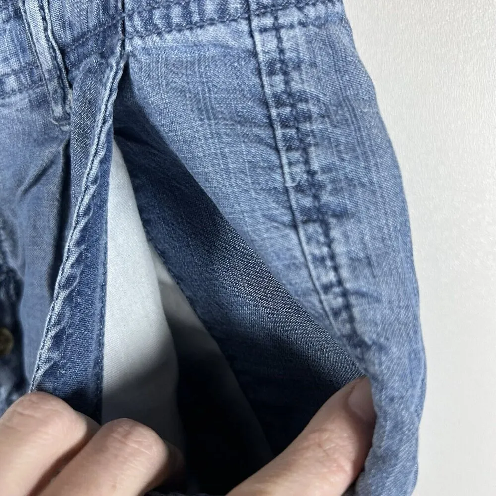 American Eagle Women's Chambray Pleated Paperbag‎ Button Fly Shorts Size 6 - Image 4