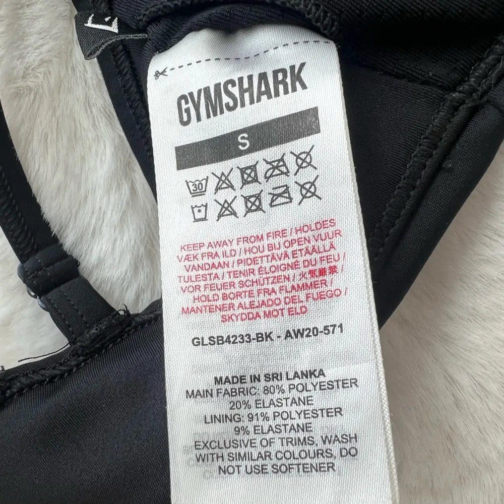 Criss Cross Back Sports Bra in Black Size Small - Image 5