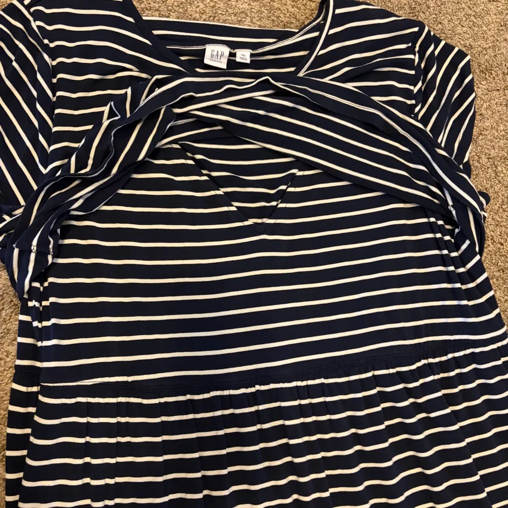 GAP Maternity Blue and White Striped Nursing Dress Size XXL - Image 8