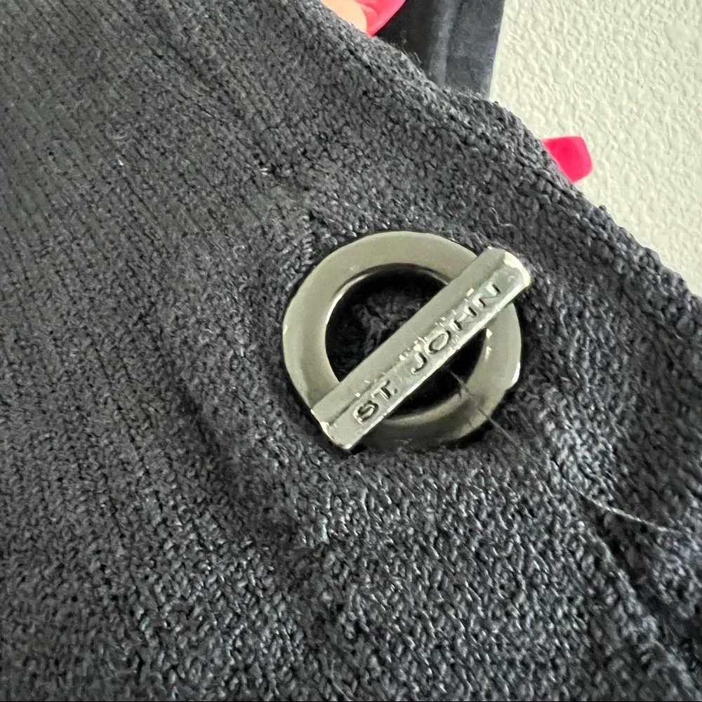 St. John Collection Navy Blue Wide Leg Crop Santana Knit Pants 8 - Image 9