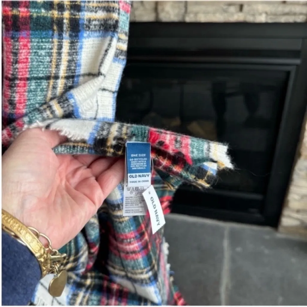 Old Navy Multicolor Plaid Scarf - Image 7