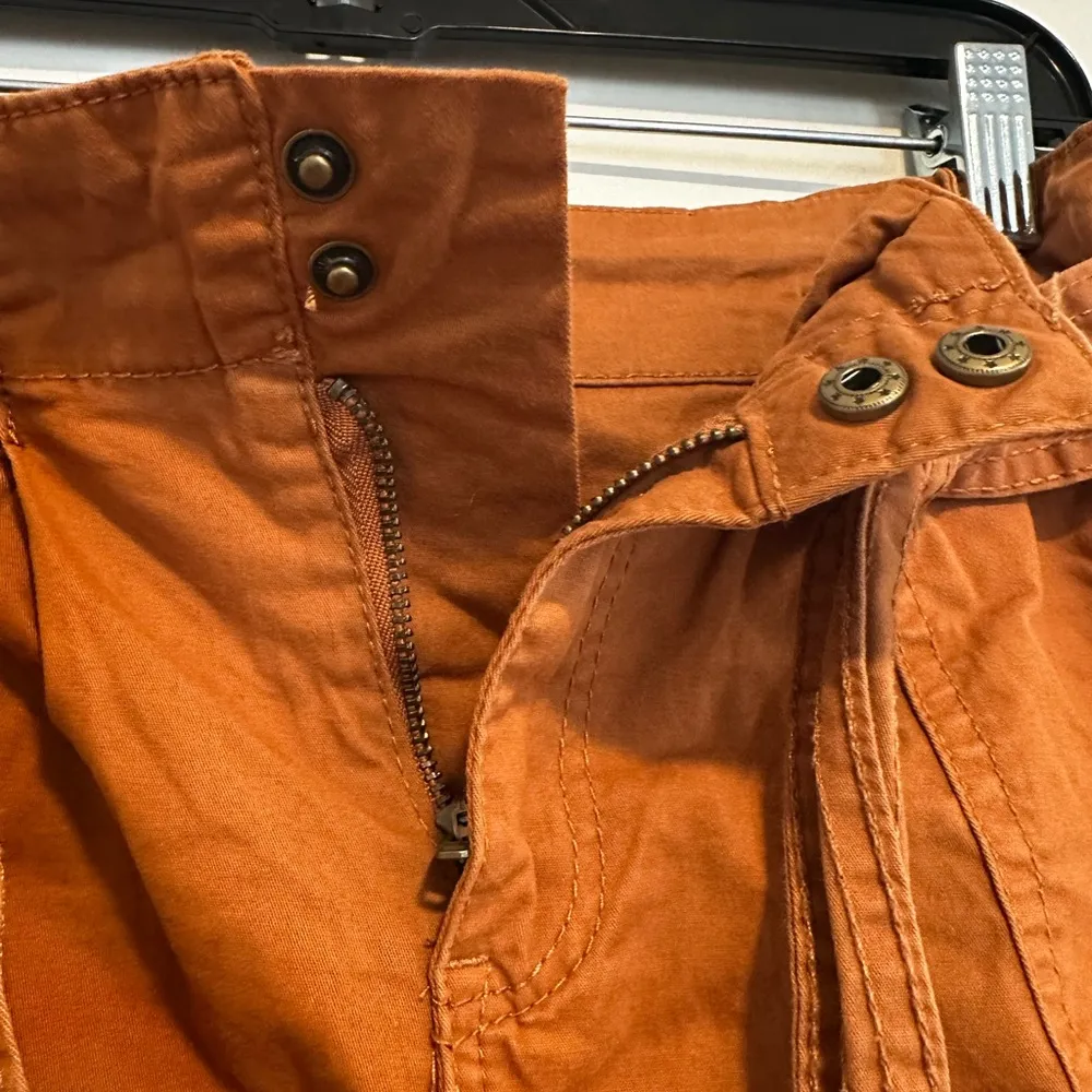 Womens Vanilla Star Sz:1 shorts Burnt Orange High Waist.  Belted. Cuffed Hem. - Image 9