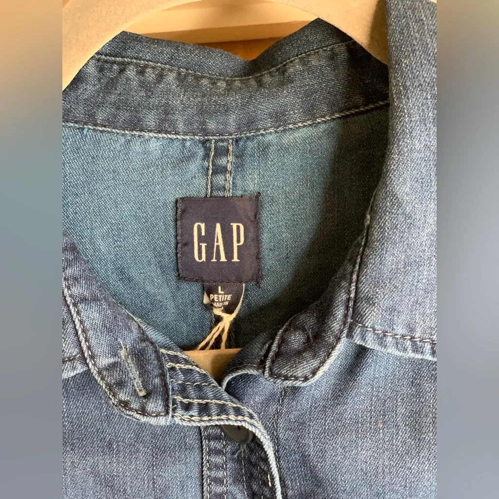 GAP Blue Long Sleeve Denim Dress With Waist Belt.      Size-Large Petite - Image 2