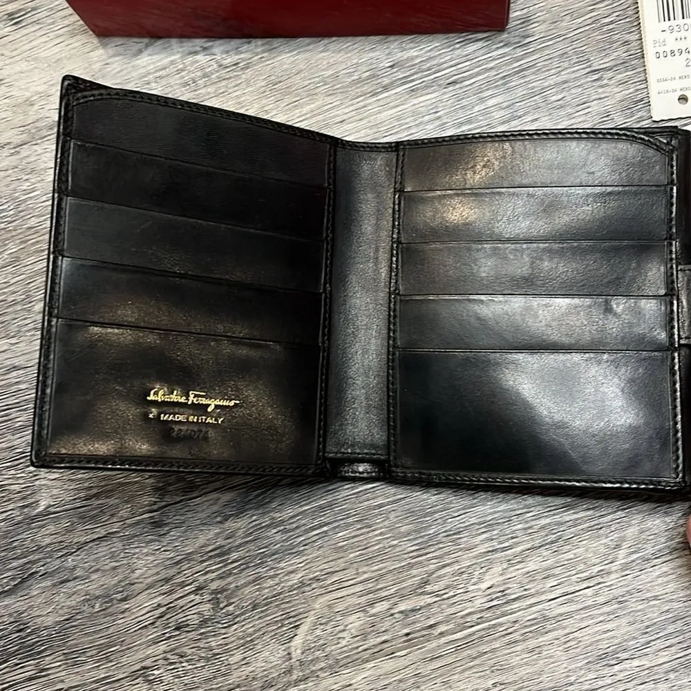 Ferragamo Vara Bifold Wallet Gold ($550) ✨ professionally cleaned and relined ✨ - Image 8
