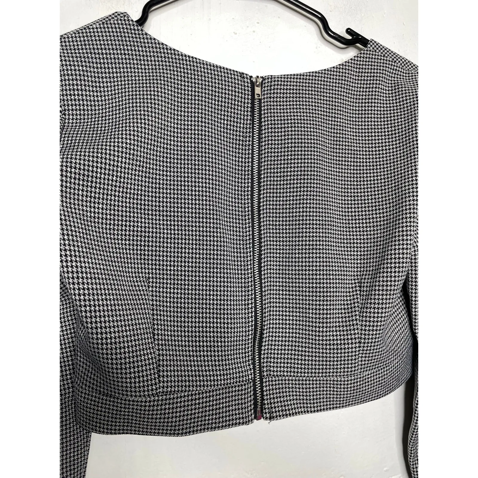 NEW WAYF Womens Houndstooth Cropped Long Sleeve Square Neck Size Small - Image 5