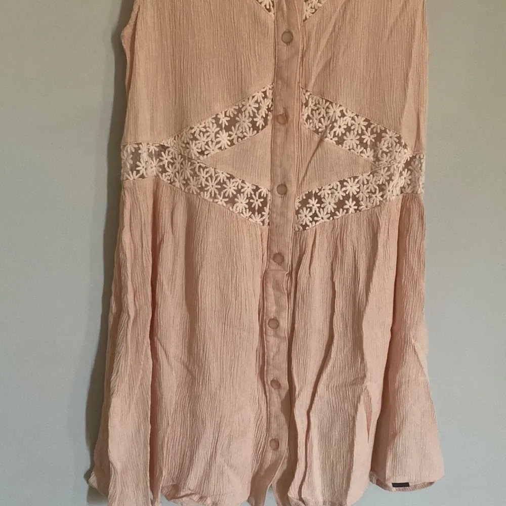 Yuni Apparel Cutout Light Pink Tank Top Size medium - Image 2