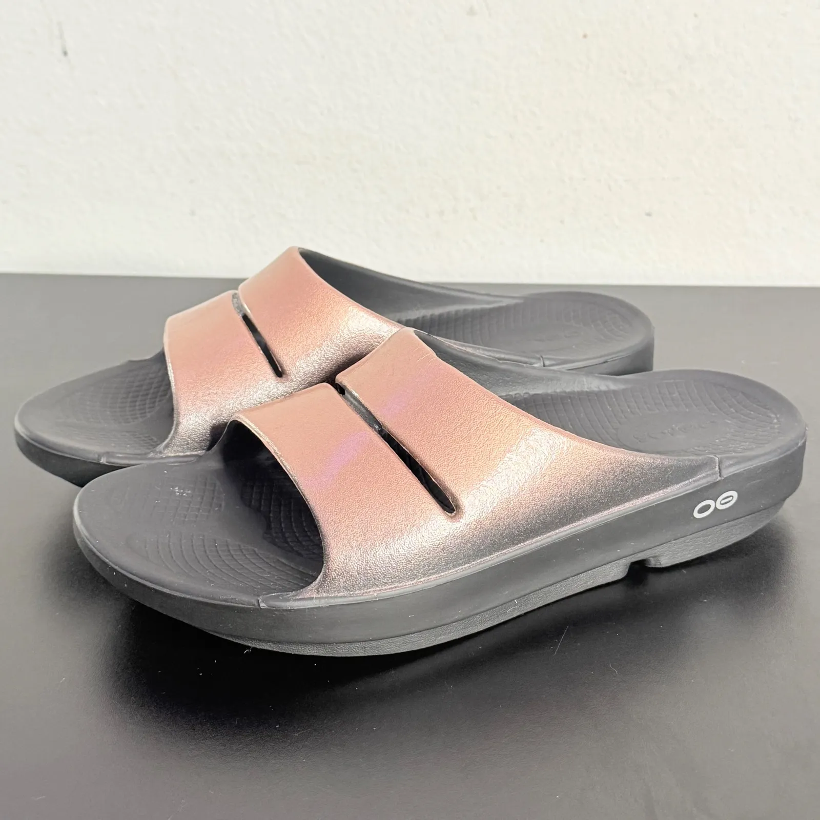 OOFOS Ooahh‎ Slide Sandal Womens M7 W8 EU 40 Metallic Comfort Recovery Slip On Size 8 - Image 12