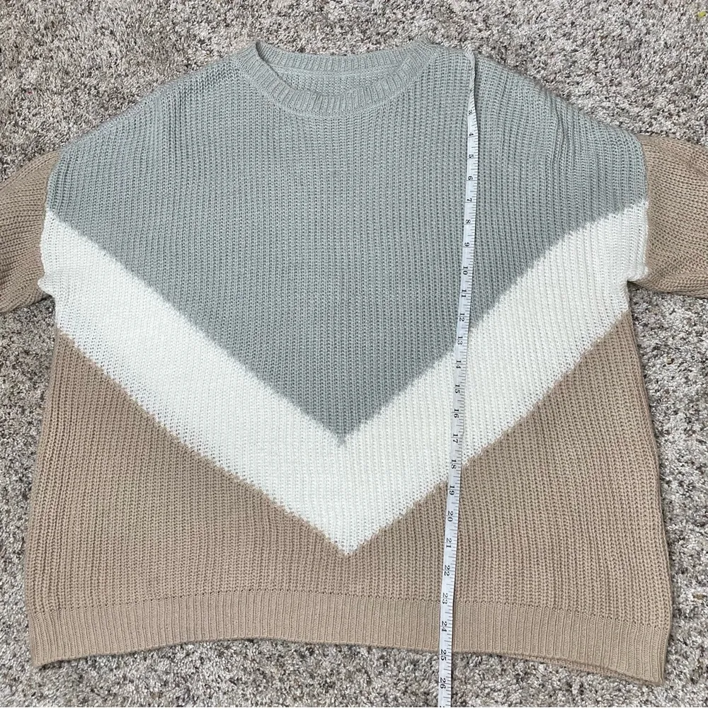 Unbranded Tan Grey White Colorblock Long Sleeve Crewneck Knit Sweater Gray Size M - Image 7